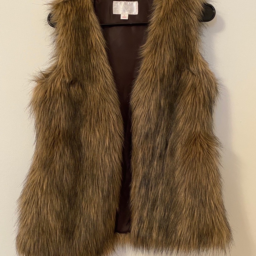 Faux fur vest